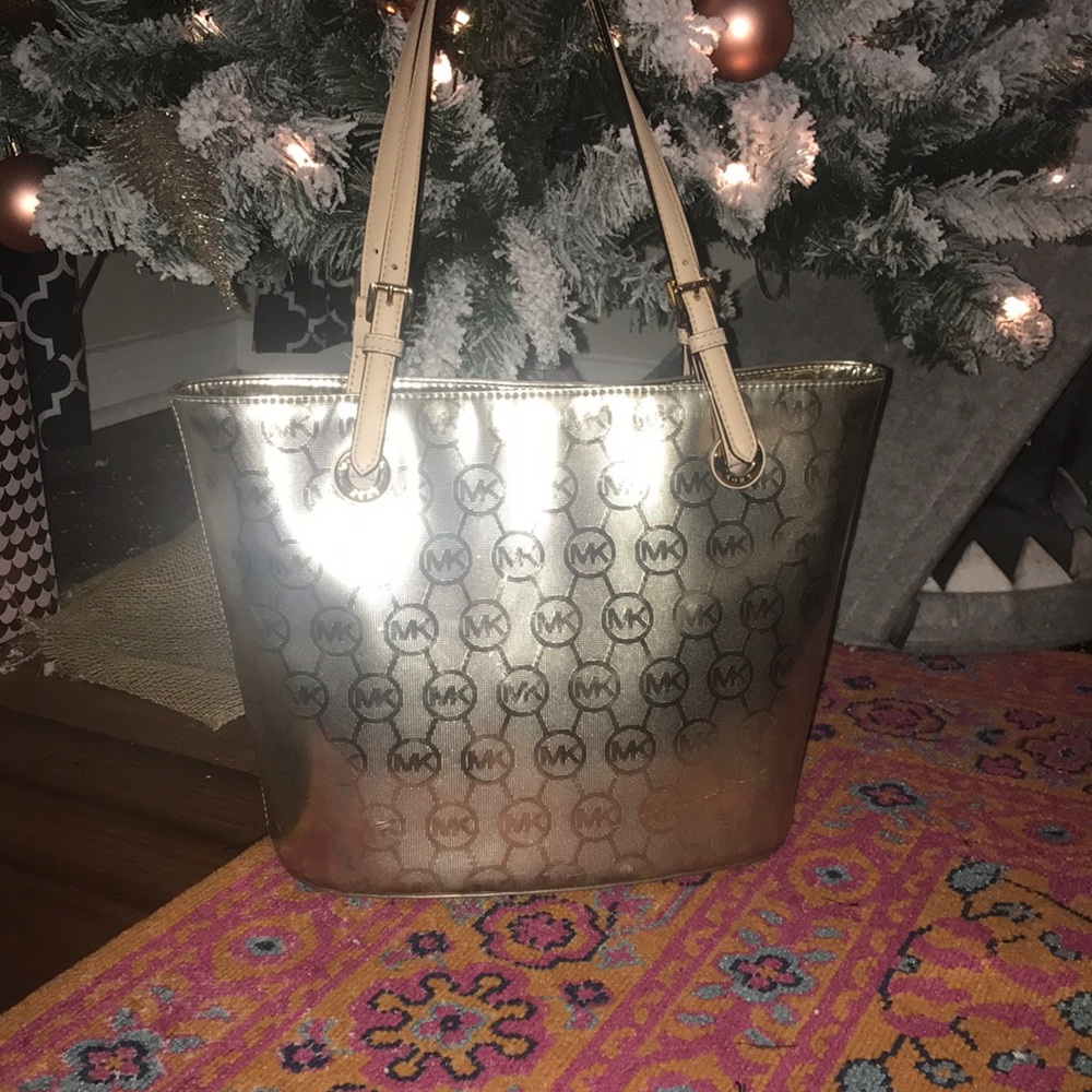 Michael kors purse